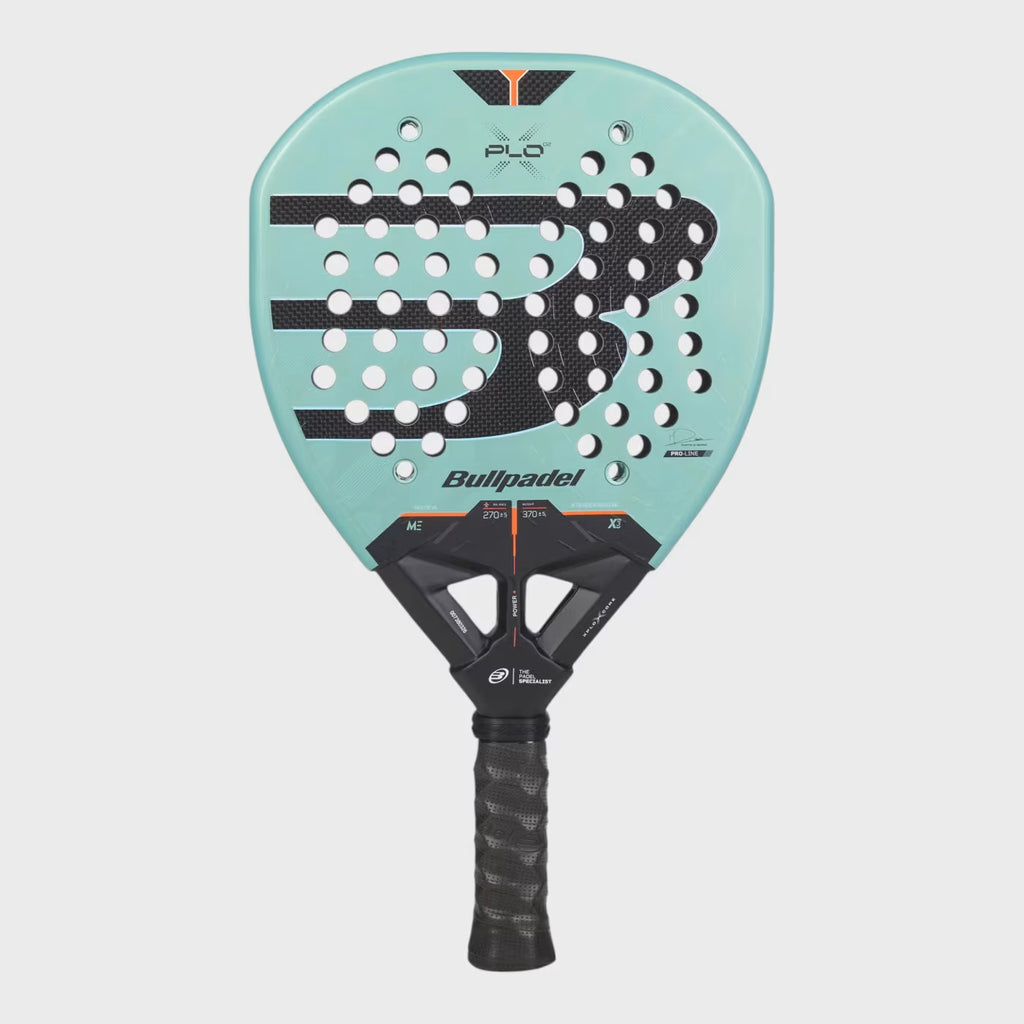 Bullpadel Xplo 2027 X-Tend Carbon 3K face with 3D Grain surface detail
