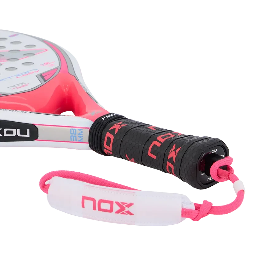 NOX Equation Lady Advanced Series carbon frame and SmartStrap handle detail