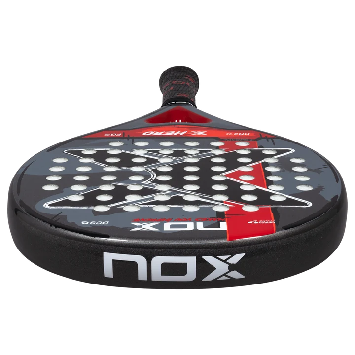 NOX X-Hero Red 2026 carbon frame and Dynamic Composite Structure detail