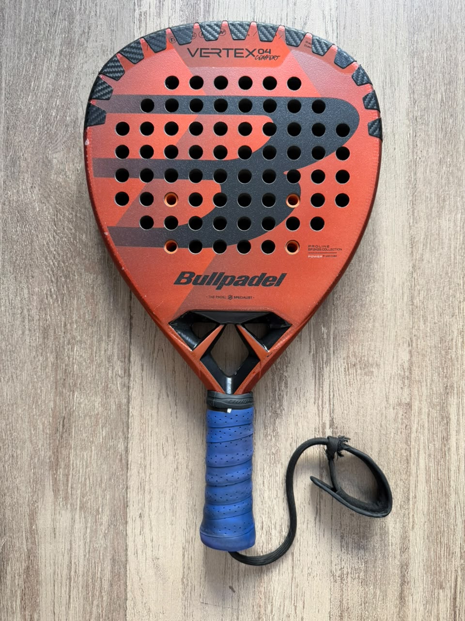 Pre-Owned Bullpadel Vertex 04 Comfort 2024 Padel Racket - The Padel Market