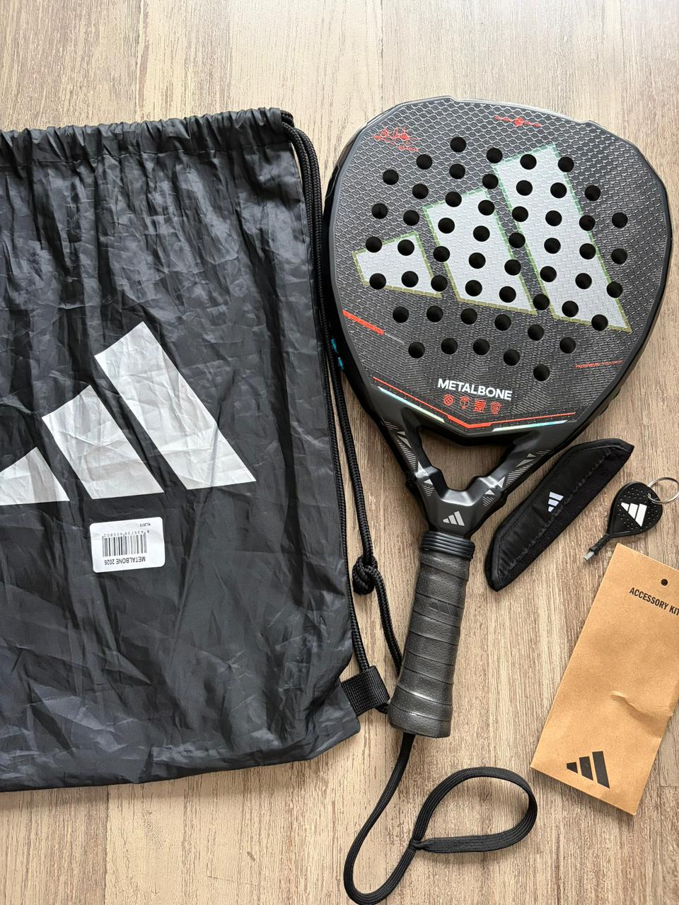 Pre-owned Adidas Metalbone 3.5 2026 padel racket — good condition, Carbon 16K, full kit included, South Africa