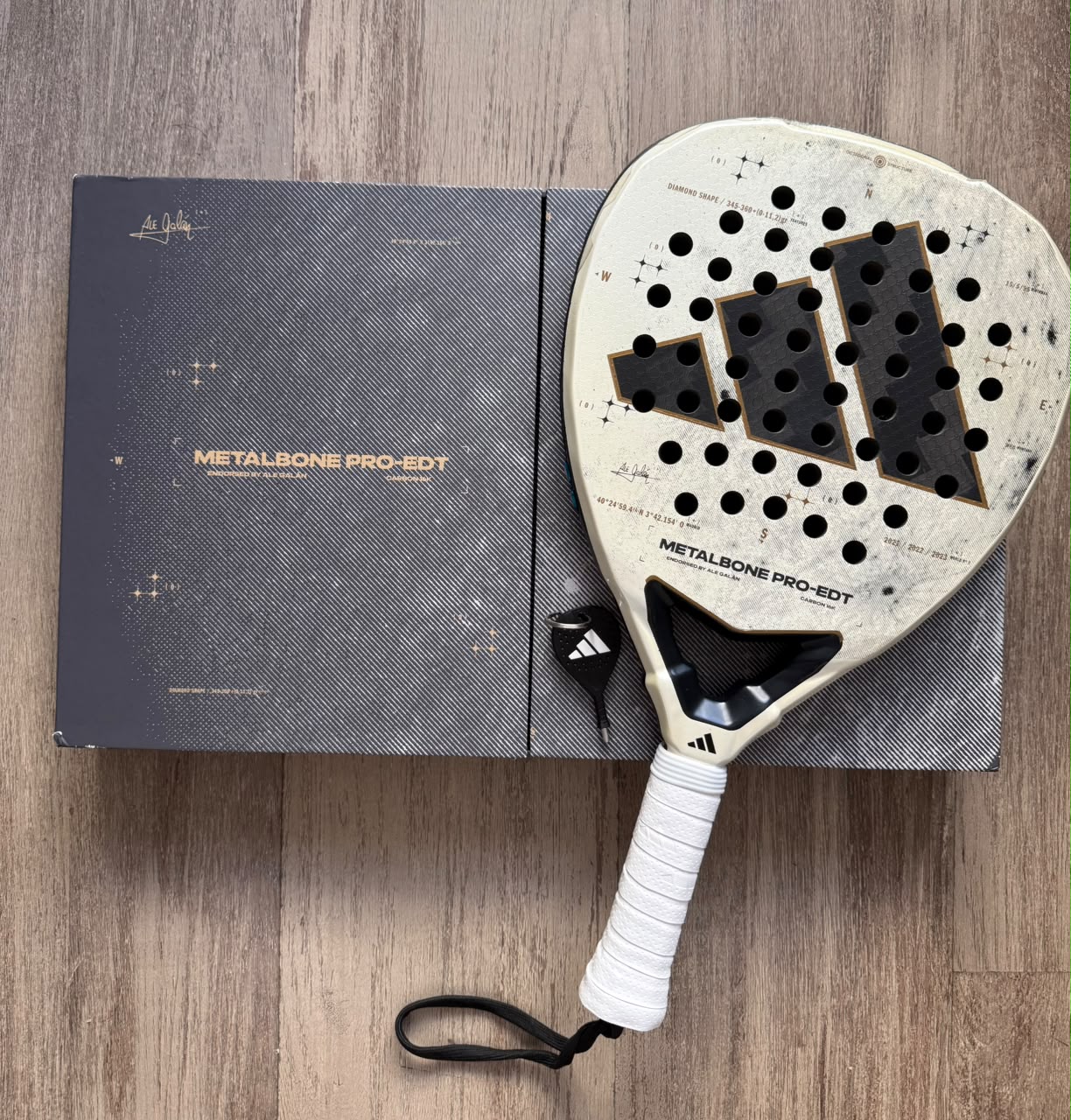 Pre-Owned Adidas Metalbone Pro EDT 2025 Padel Racket — Excellent Condition (Full Kit)