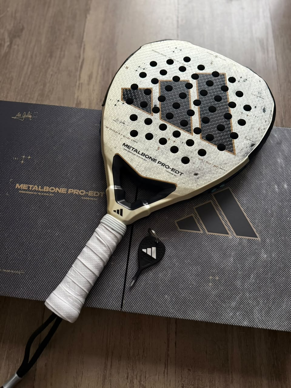 Pre-Owned Adidas Metalbone Pro EDT 2025 Padel Racket — Good Condition (Full Kit)